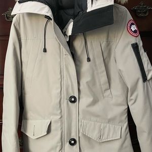 Canada Goose Montebello Parka Coat Limestone color